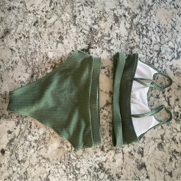 Green Ribbed Bikini Set - Picture 8 of 10